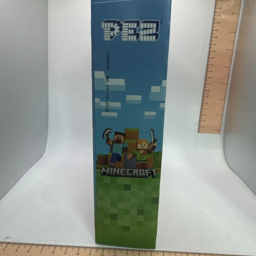 Minecraft PEZ Gift Set - 4 Dispensers + 6 Candy Rolls